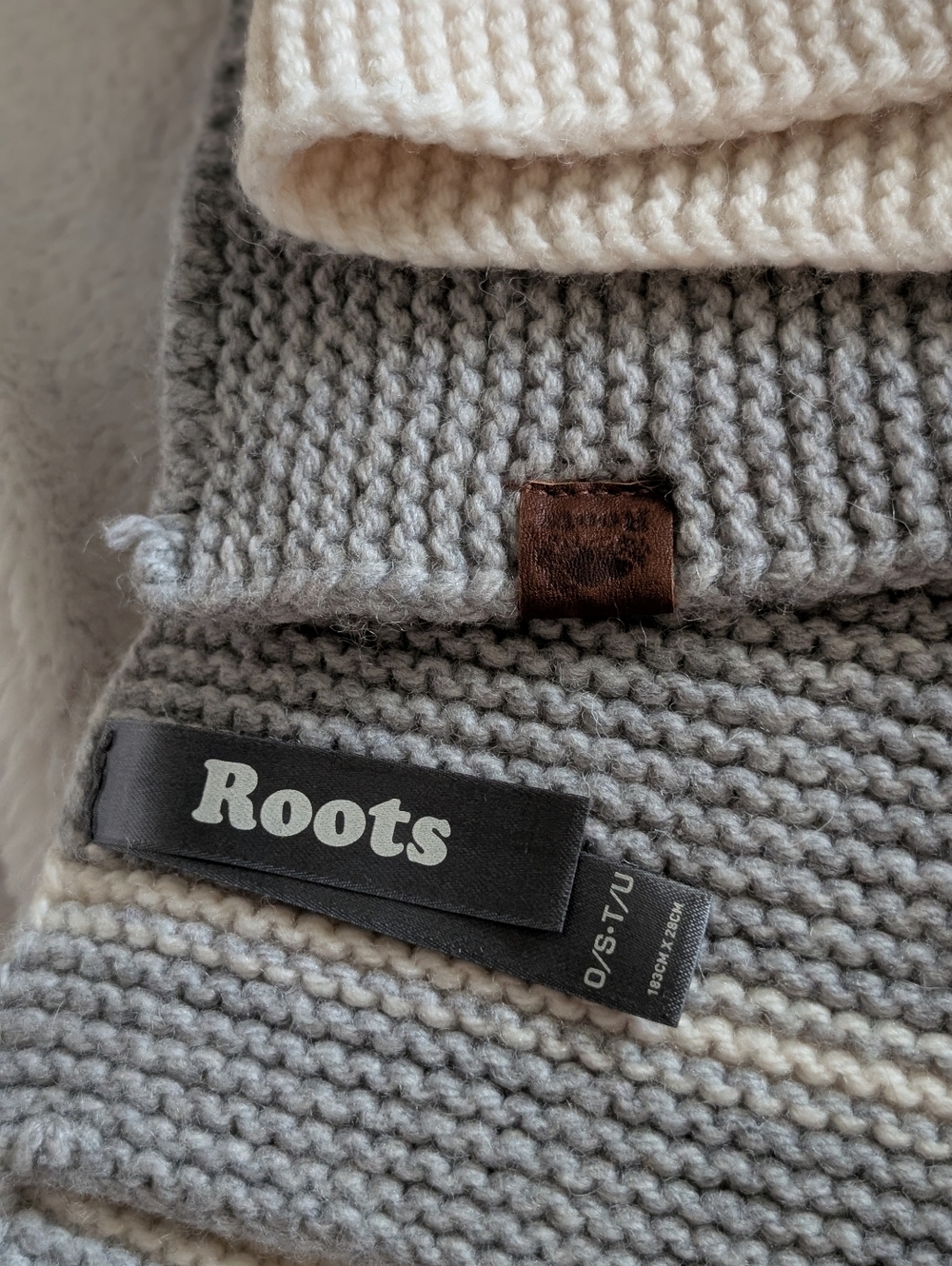 Roots Striped Knit Scarf in Gray and Cream